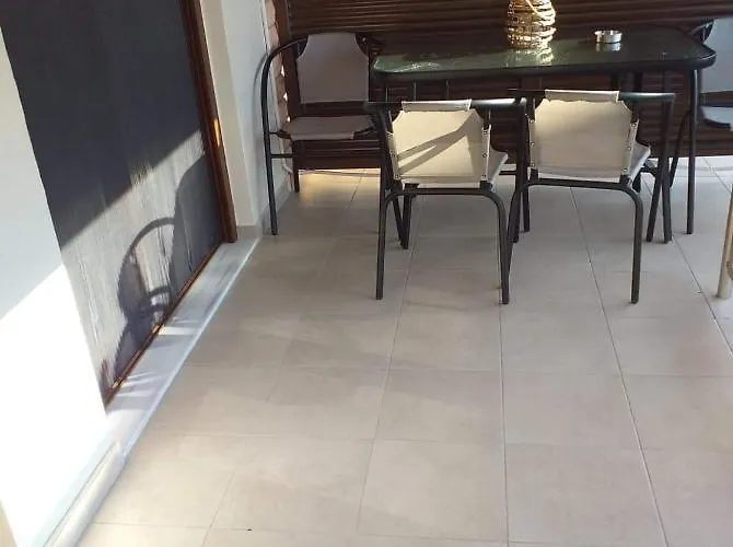 Magda Apartamento Néa Ródha