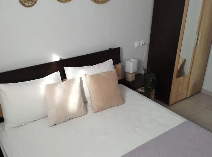 Magda Apartamento Néa Ródha